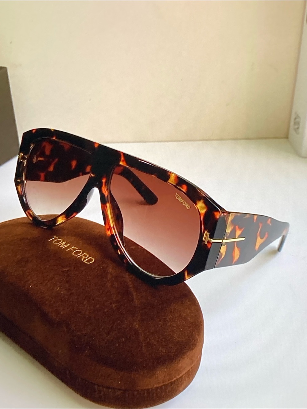 Tom Ford Aviator Shield Sunglasses Tortoise Frame Brown Gradient Lenses
